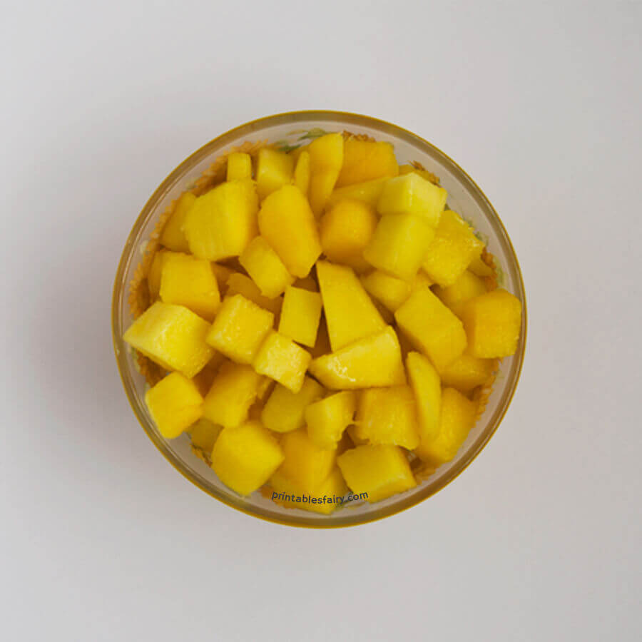 Put mango cubes into food processor