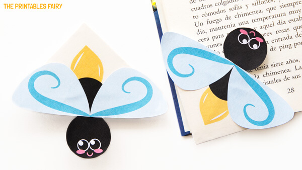 DIY firefly corner bookmarks