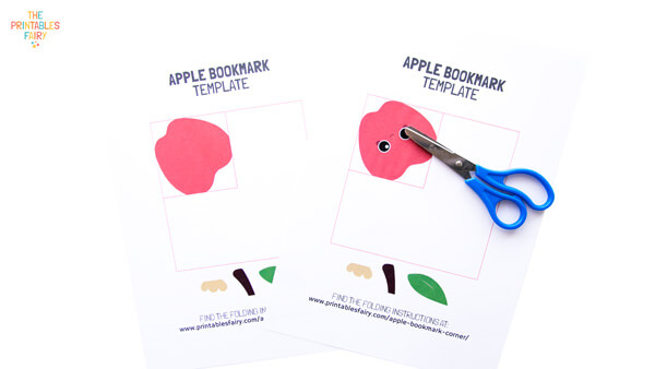 Print and cut the apple bookmark templates